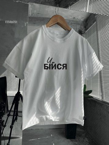 Футболка з принтом f250p251-XL фото