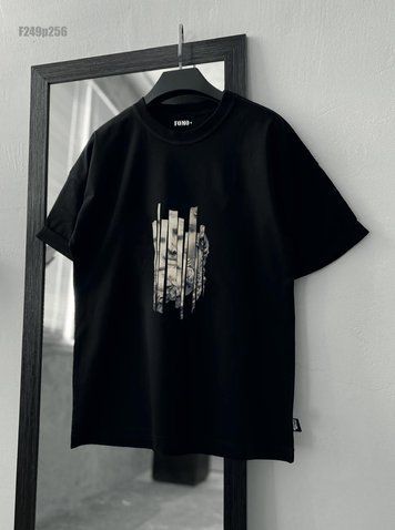 Футболка з принтом f249p256-XL фото